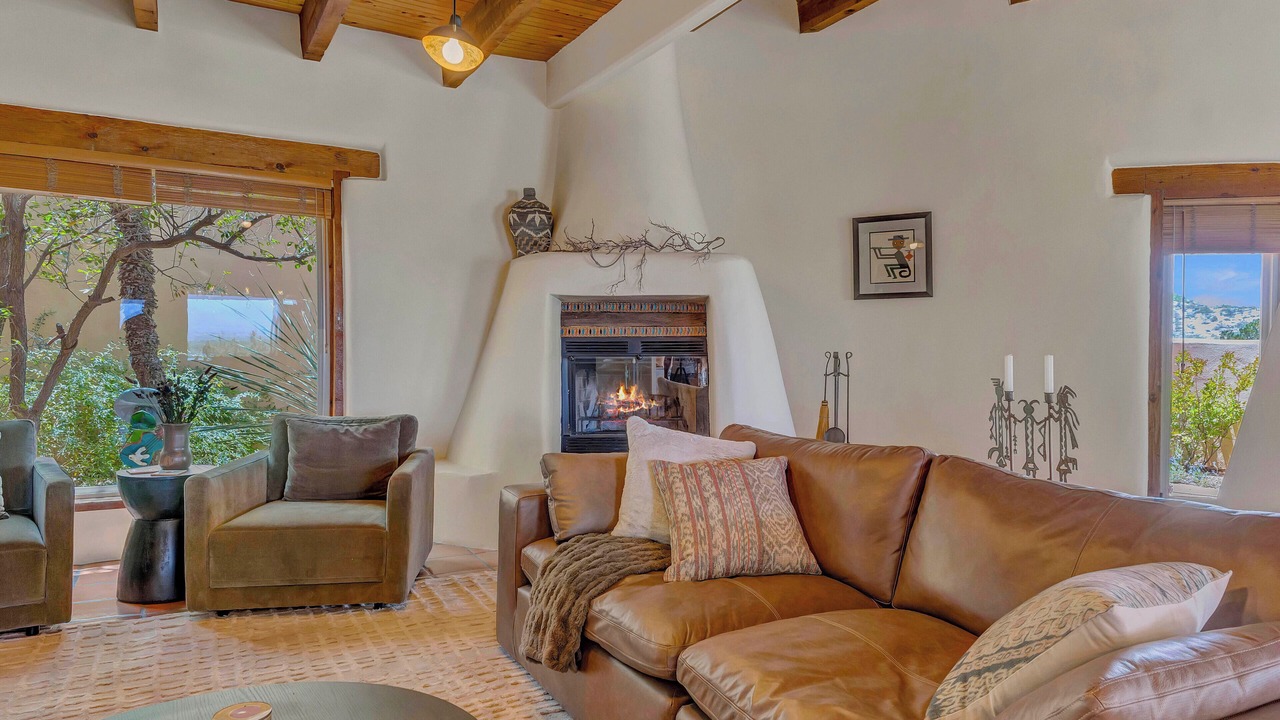 Photo of Livingroom in Mesilla Park