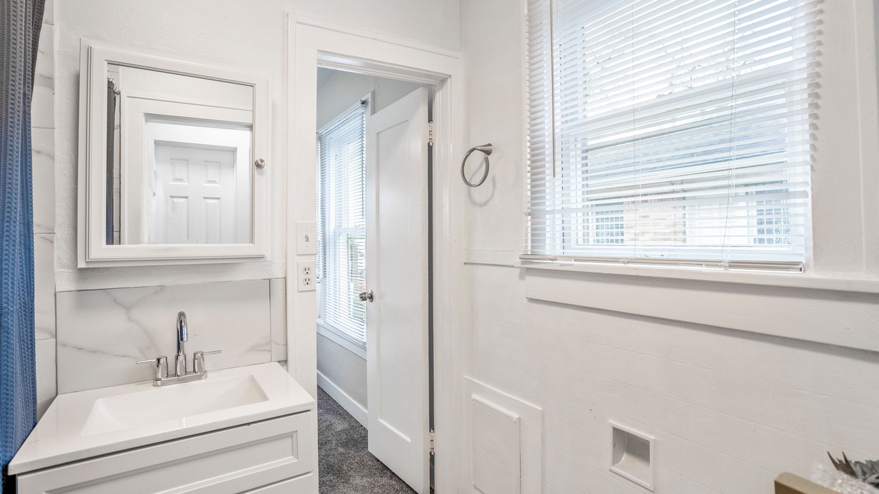 Photo of Bathroom in South Central Houston