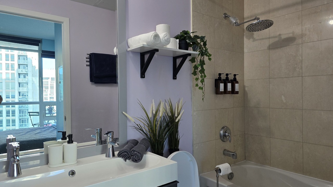 Photo of Bathroom in Fort York