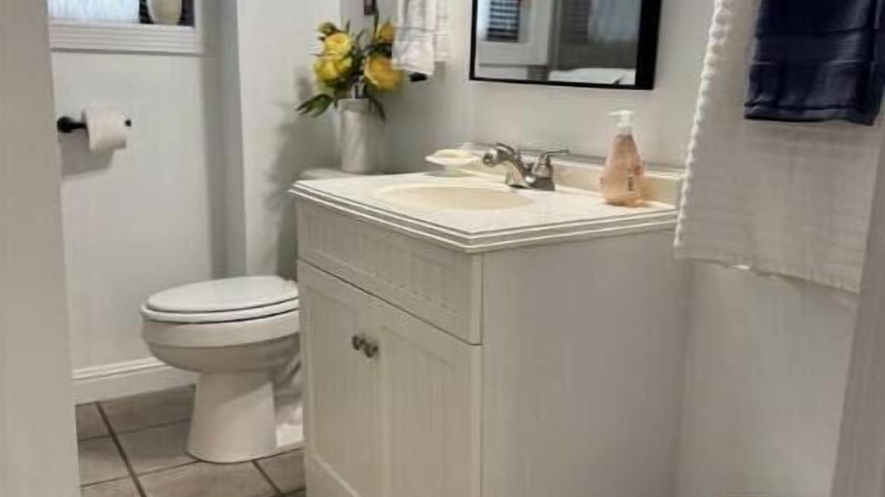 Photo of Bathroom in Foster