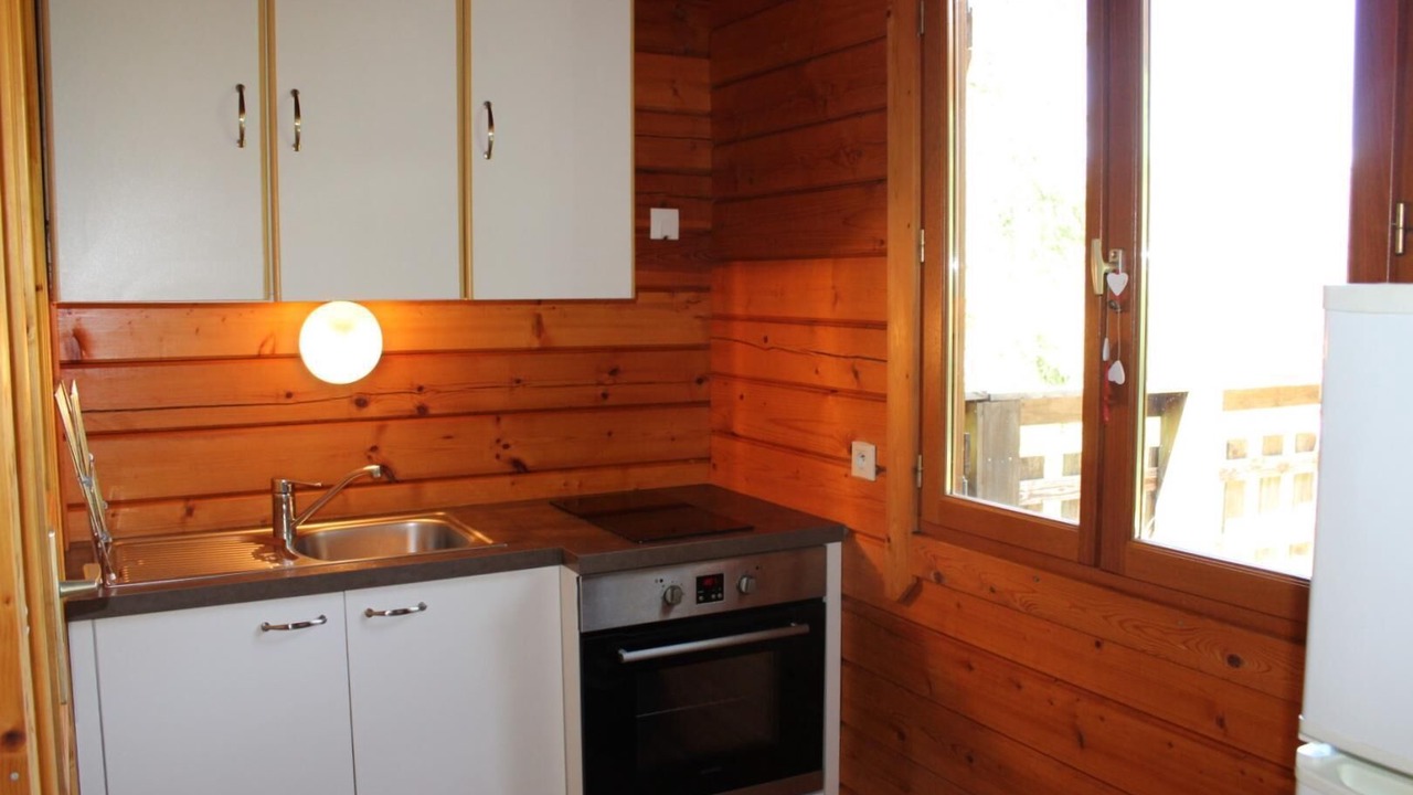 Photo of Kitchen in Roubion