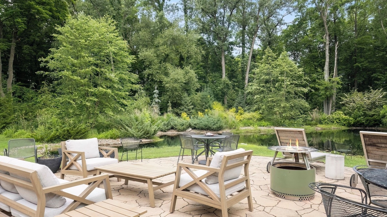 Photo of Outdoor in Lakeside