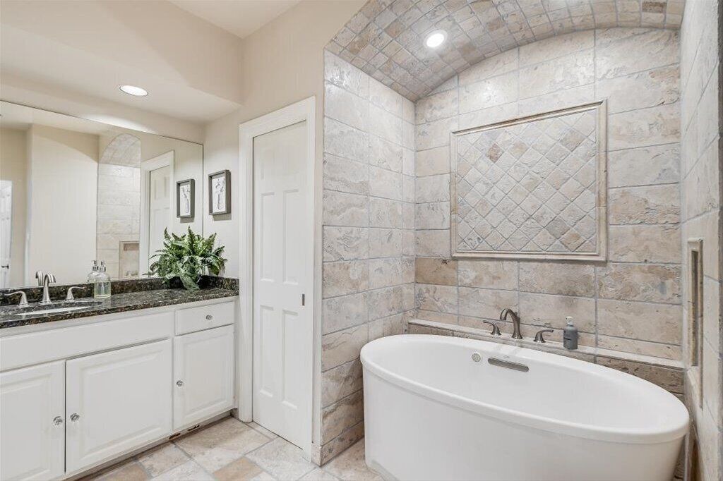 Photo of Bathroom in Barton Creek Lakeside