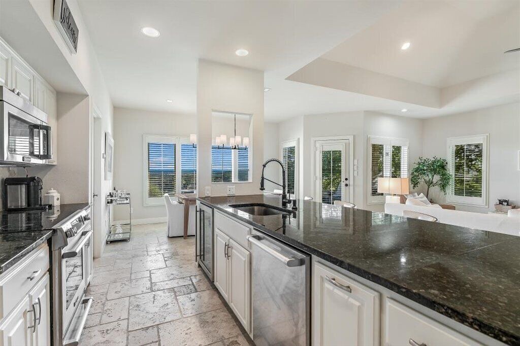Photo of Kitchen in Barton Creek Lakeside
