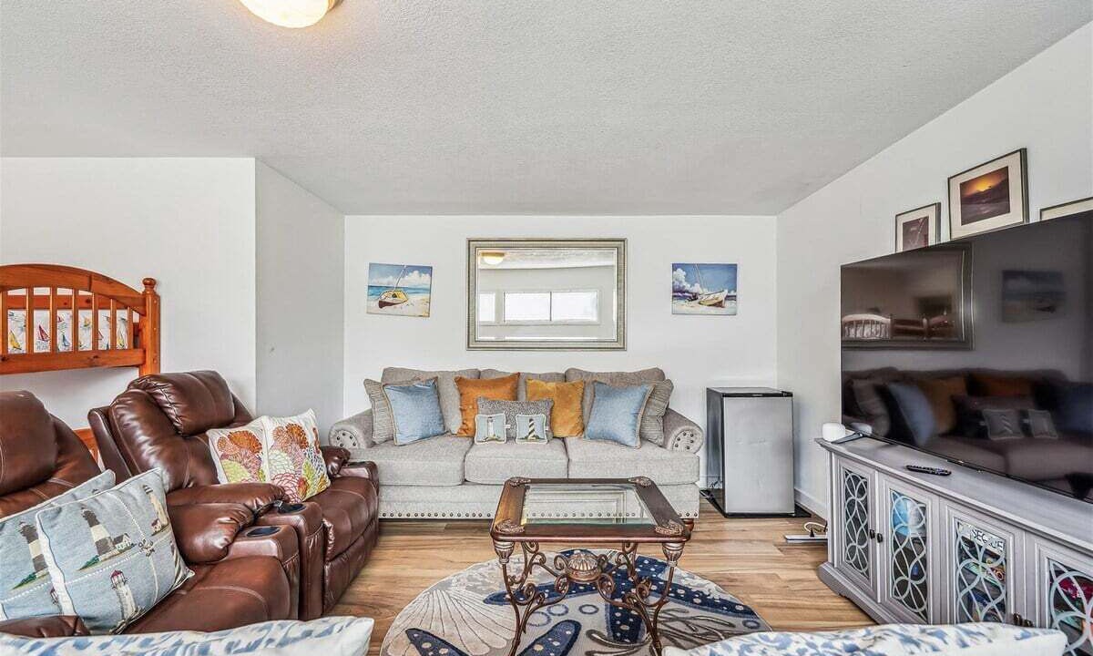 Photo of Others in Arch Cape