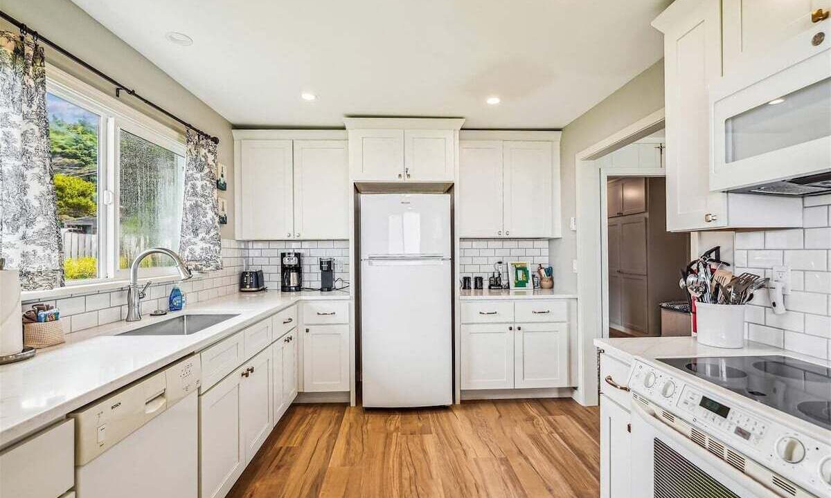 Photo of Others in Arch Cape