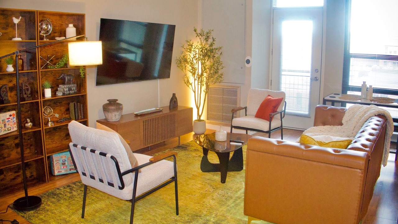 Photo of Livingroom in Old West Side