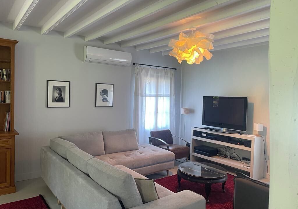 Photo of Livingroom in Ecretteville-sur-Mer