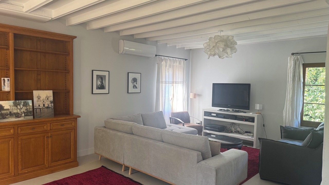 Photo of Livingroom in Ecretteville-sur-Mer