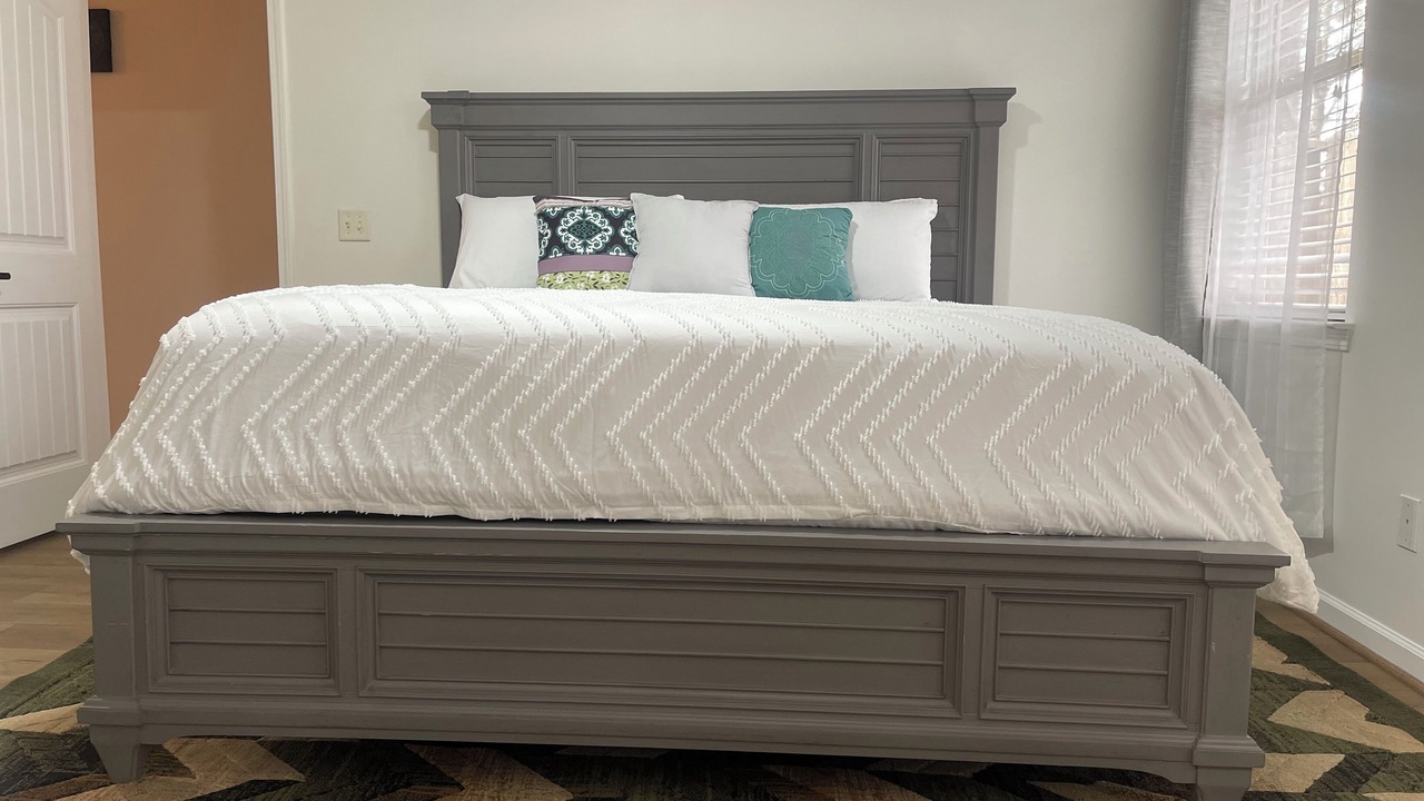 Photo of Bedroom in LaGrange