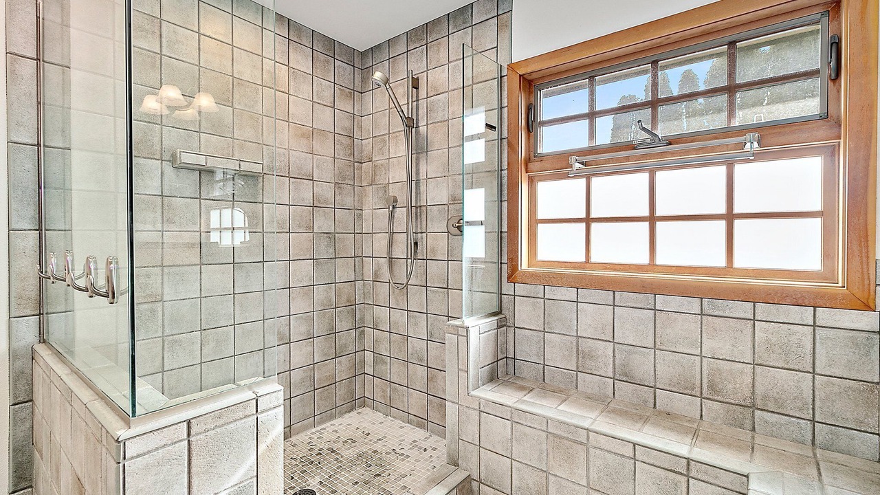 Photo of Others in Auburn