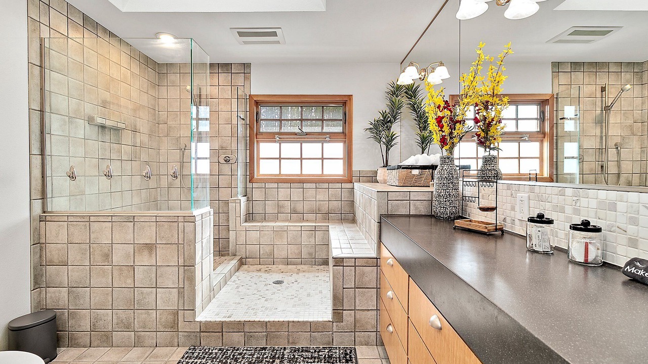 Photo of Others in Auburn