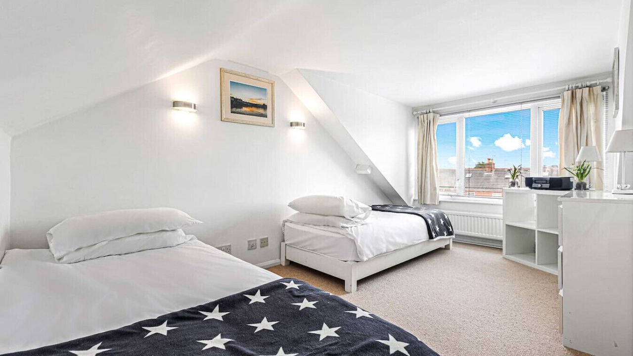 Photo of Bedroom in Henley