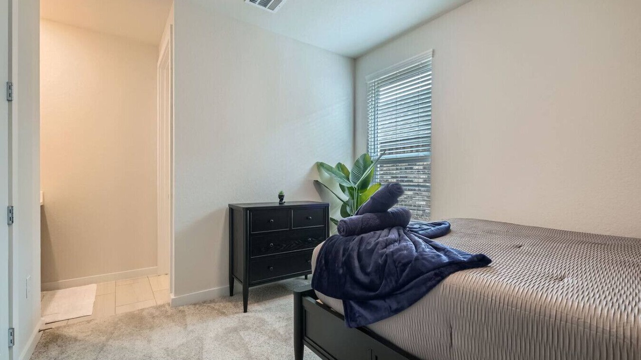 Photo of Bedroom in Southside