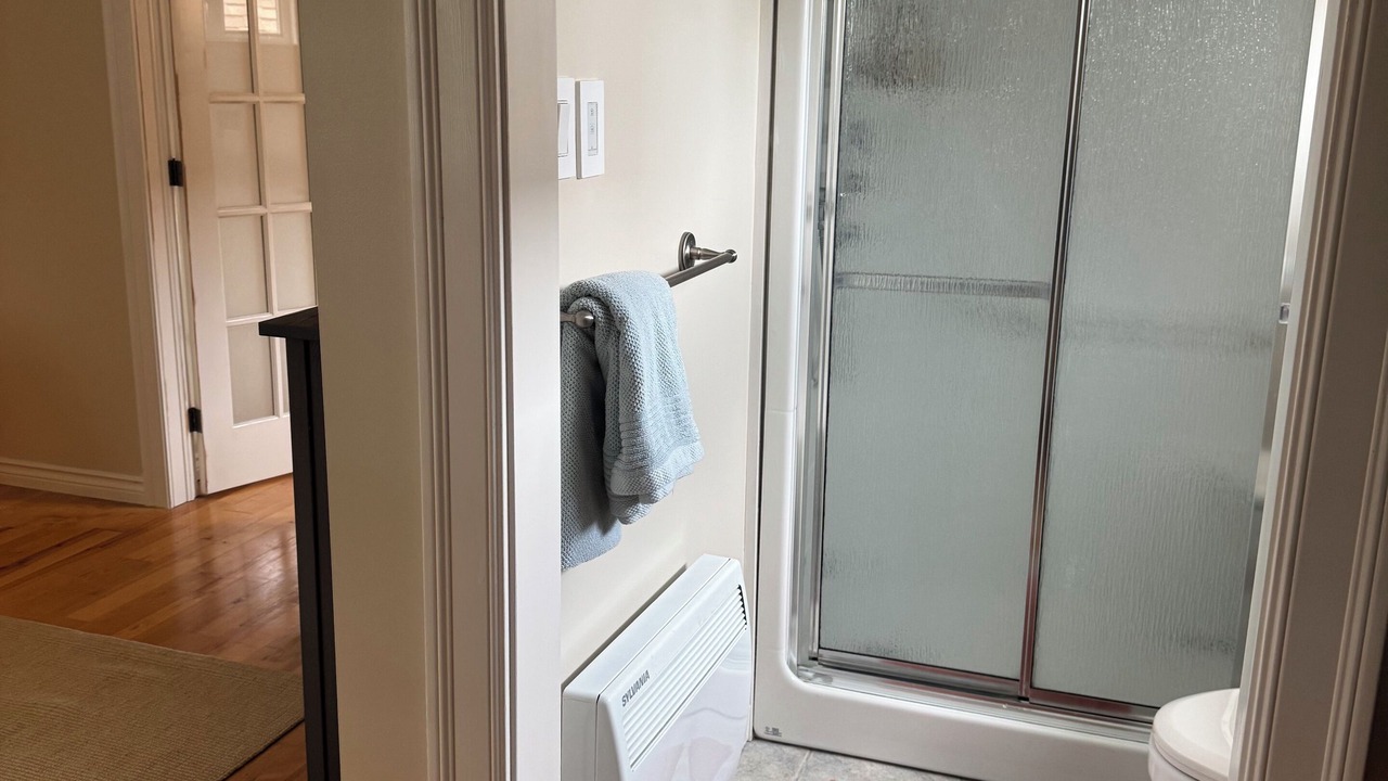 Photo of Bathroom in Black Rock