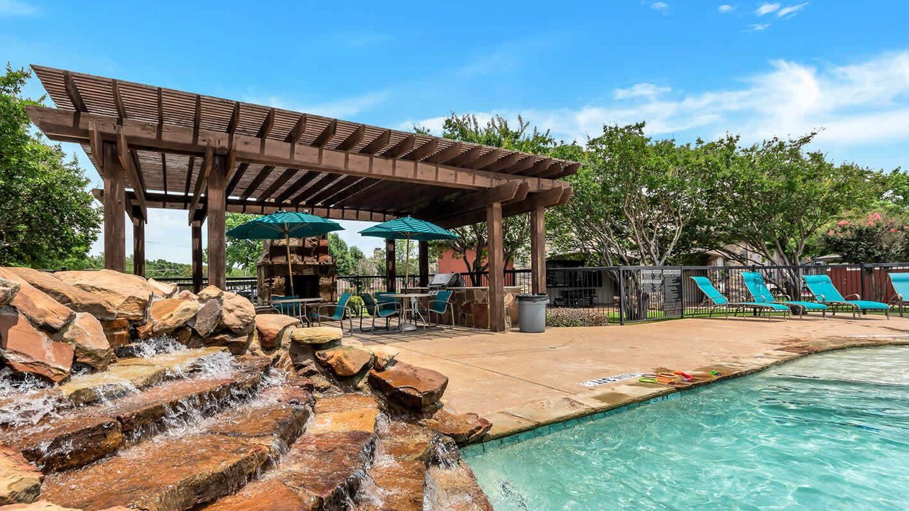 Photo of Outdoor in Addison