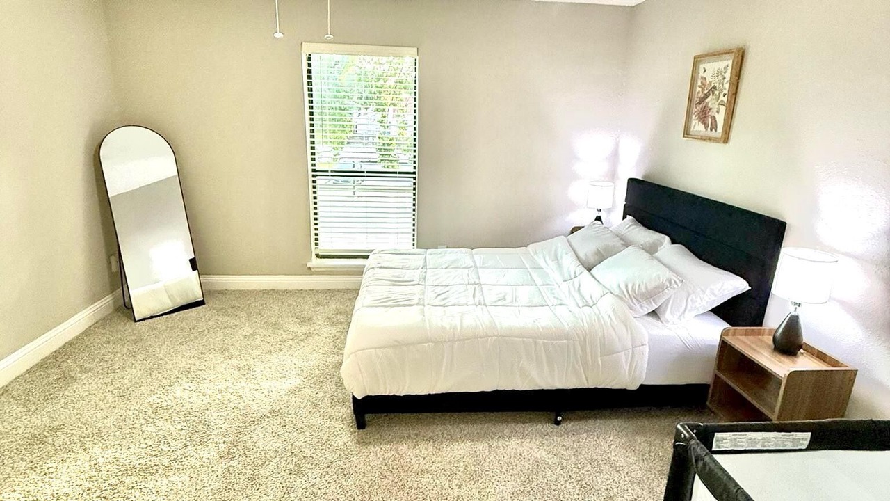 Photo of Bedroom in Addison