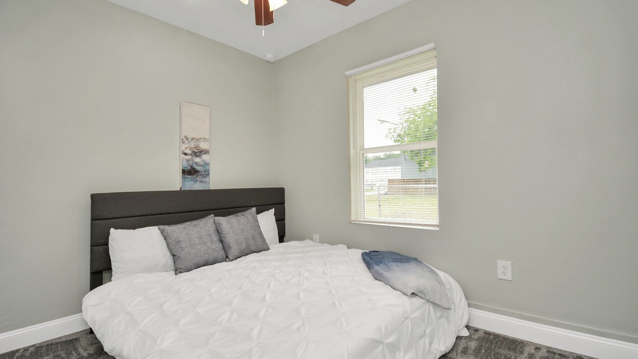Photo of Bedroom in Greater East End