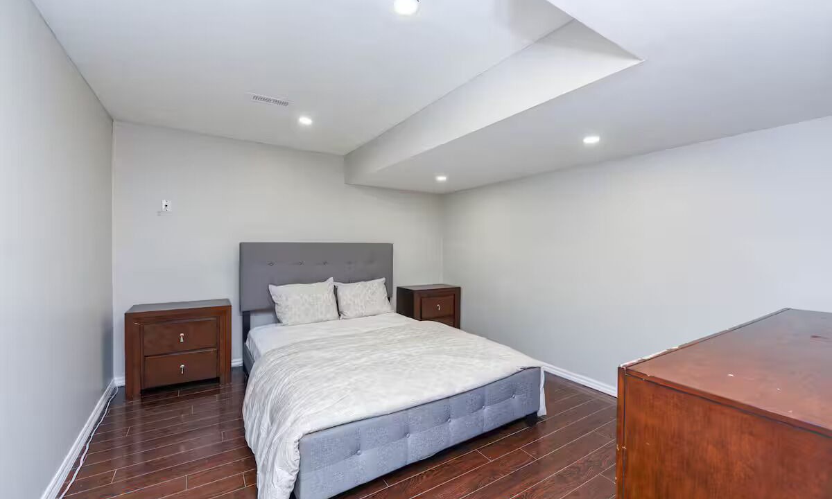 Photo of Bedroom in Caledon