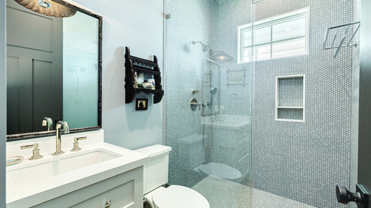 Photo of Bathroom in Red Fish Cove