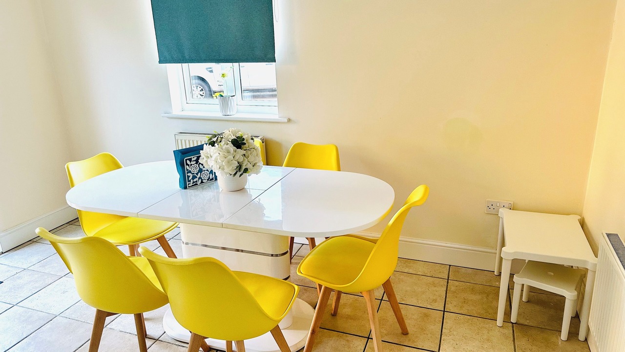 Photo of Others in Kingsnorth