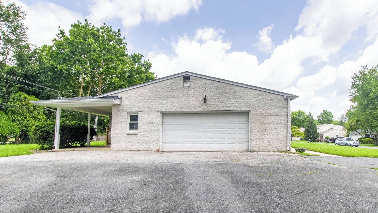 Photo of Outdoor in Newark