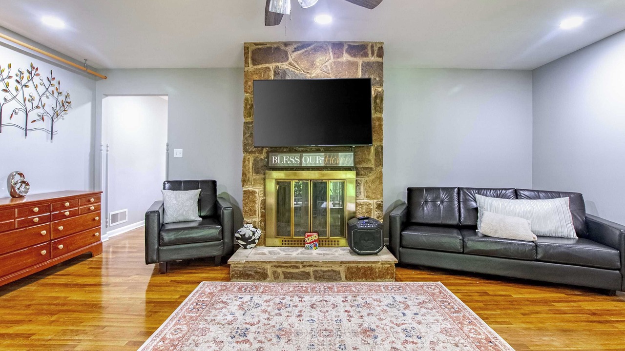 Photo of Others in Newark