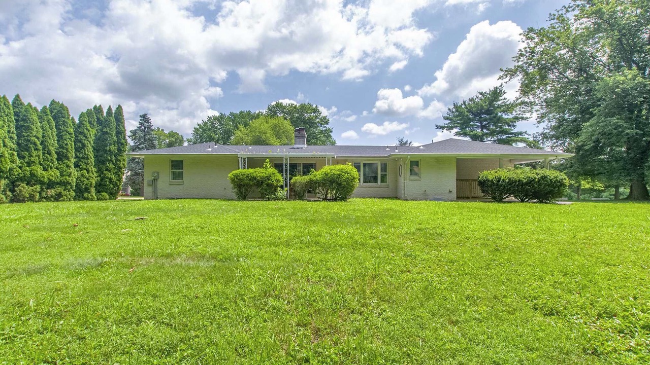 Photo of Outdoor in Newark