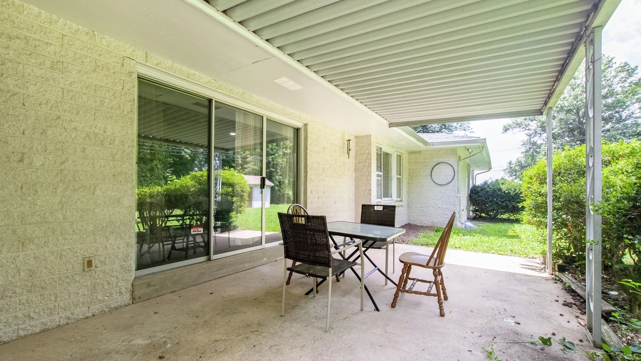 Photo of Outdoor in Newark