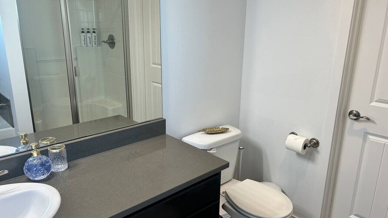 Photo of Bathroom in Guide Meridian