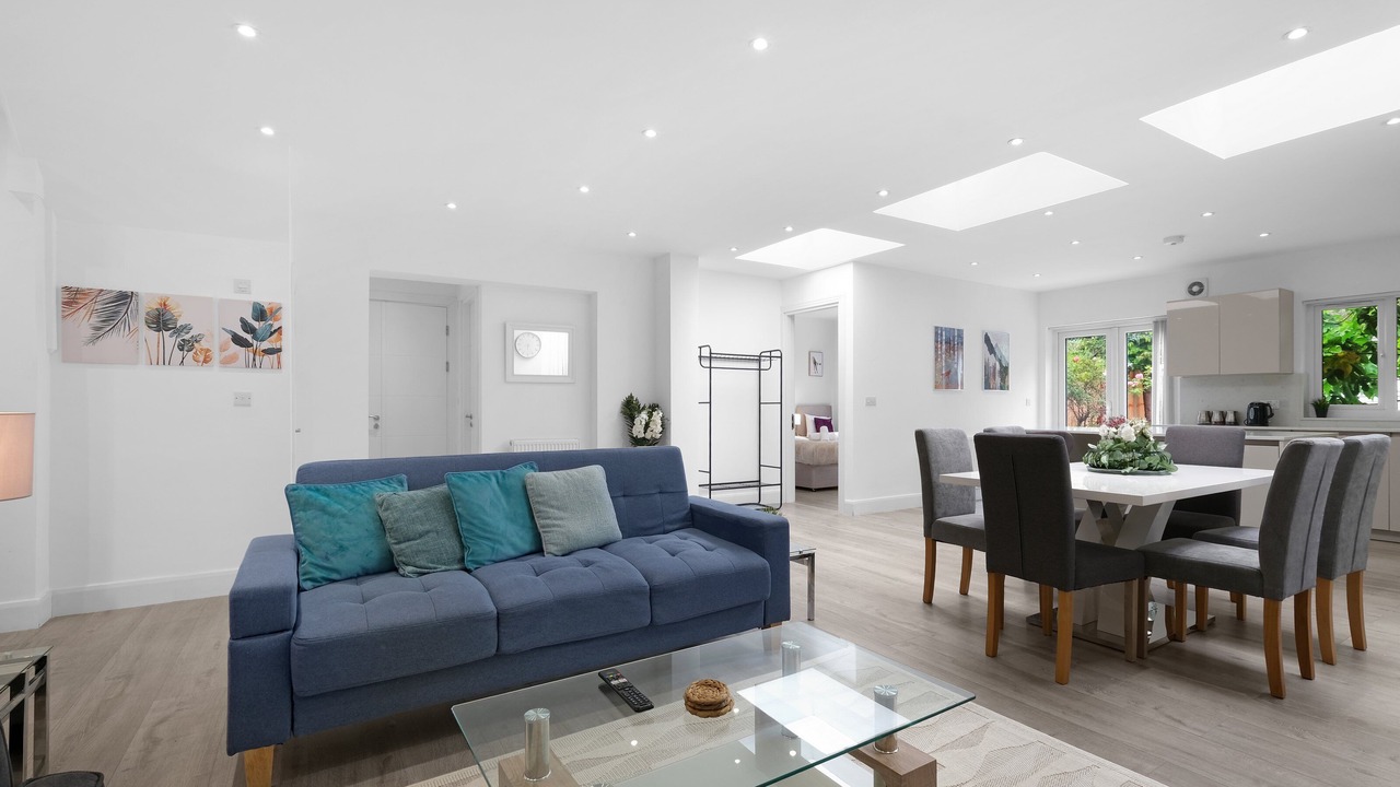 Photo of Livingroom in Edgware