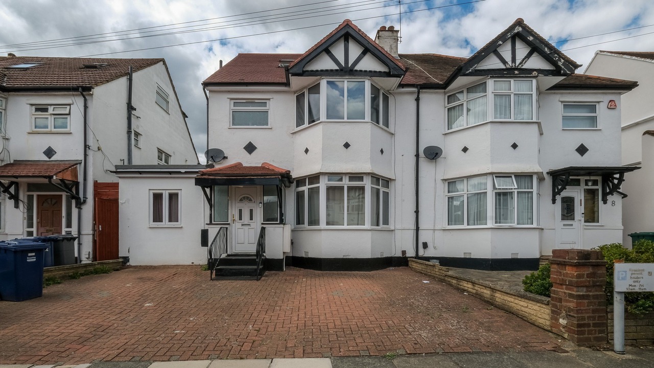 Photo of Outdoor in Edgware