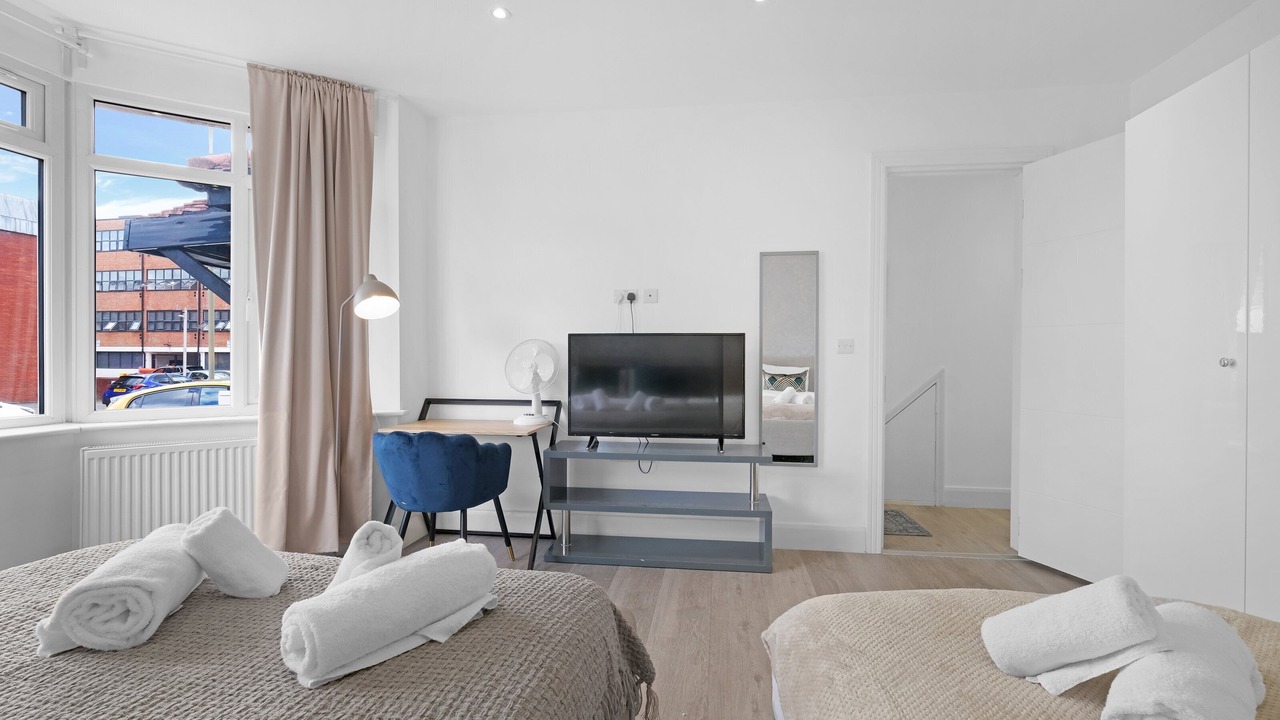 Photo of Bedroom in Edgware