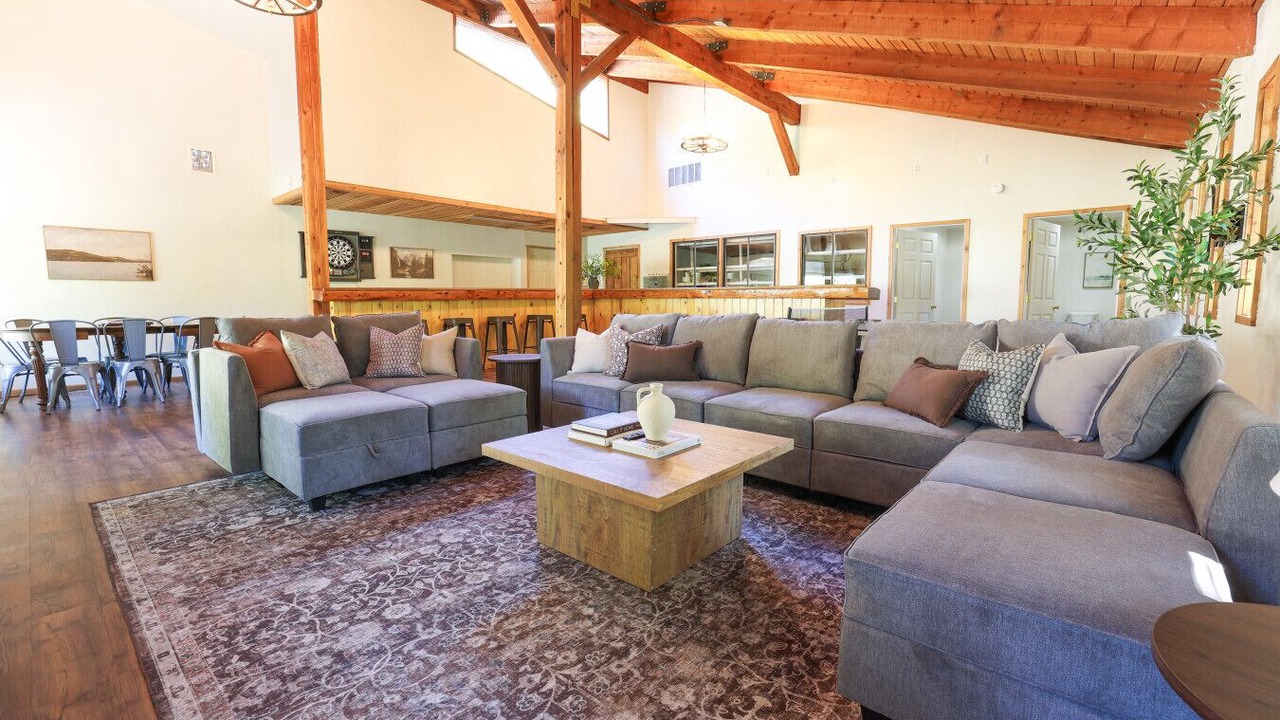 Photo of Livingroom in Colville