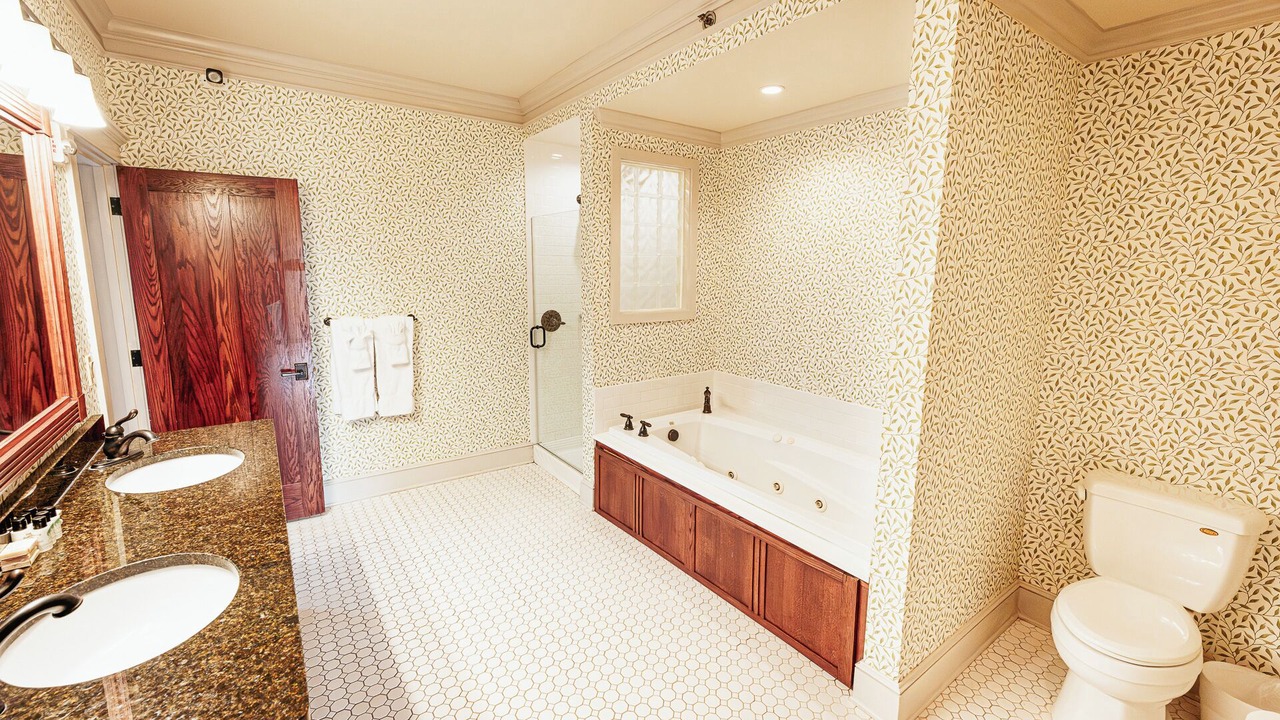 Photo of Bathroom in Shawnee On Delaware