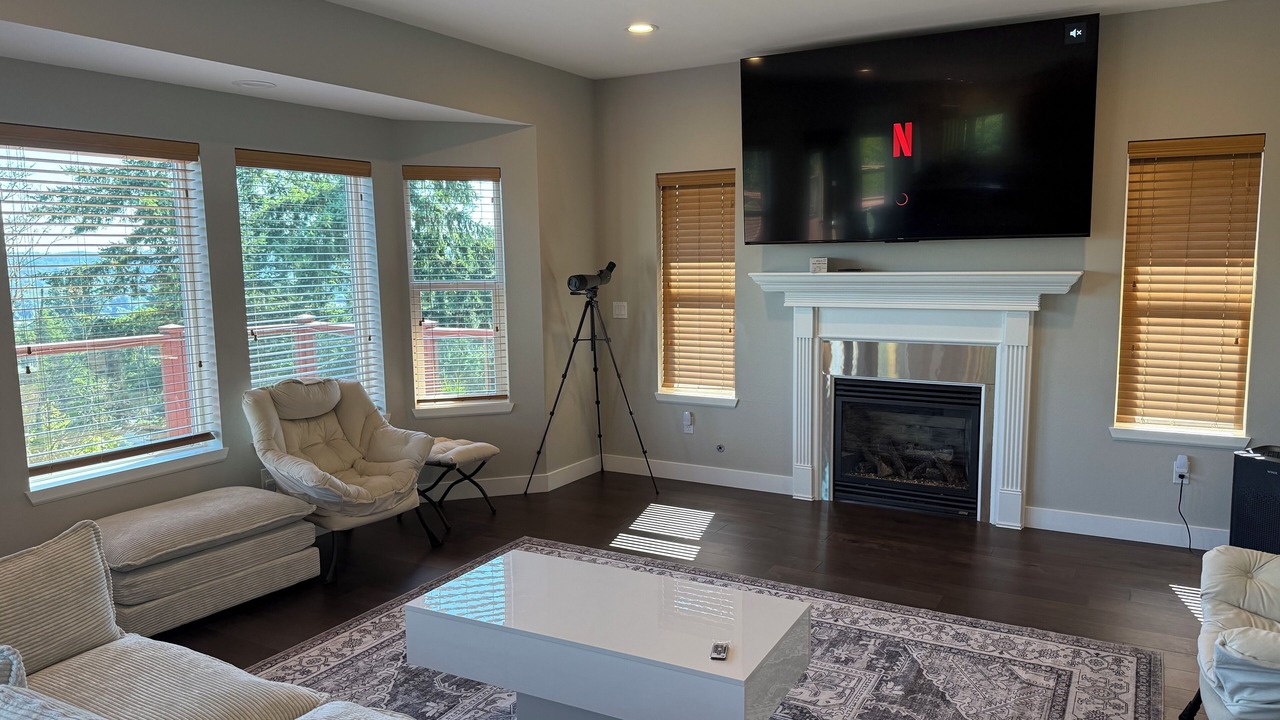 Photo of Livingroom in Edgewood