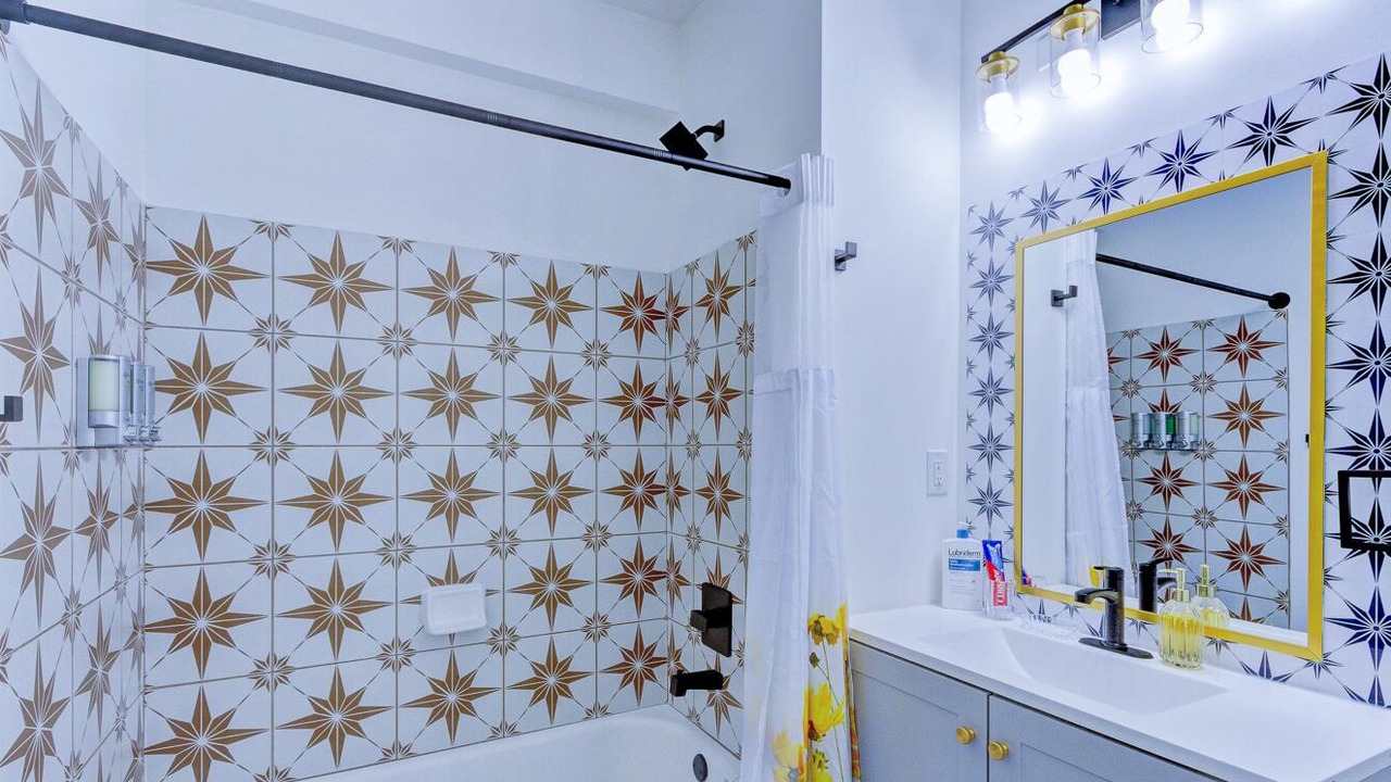 Photo of Bathroom in Downtown Memphis