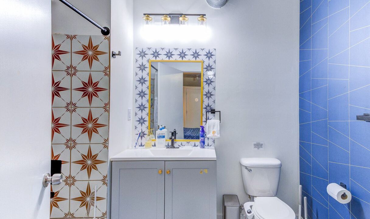 Photo of Bathroom in Downtown Memphis