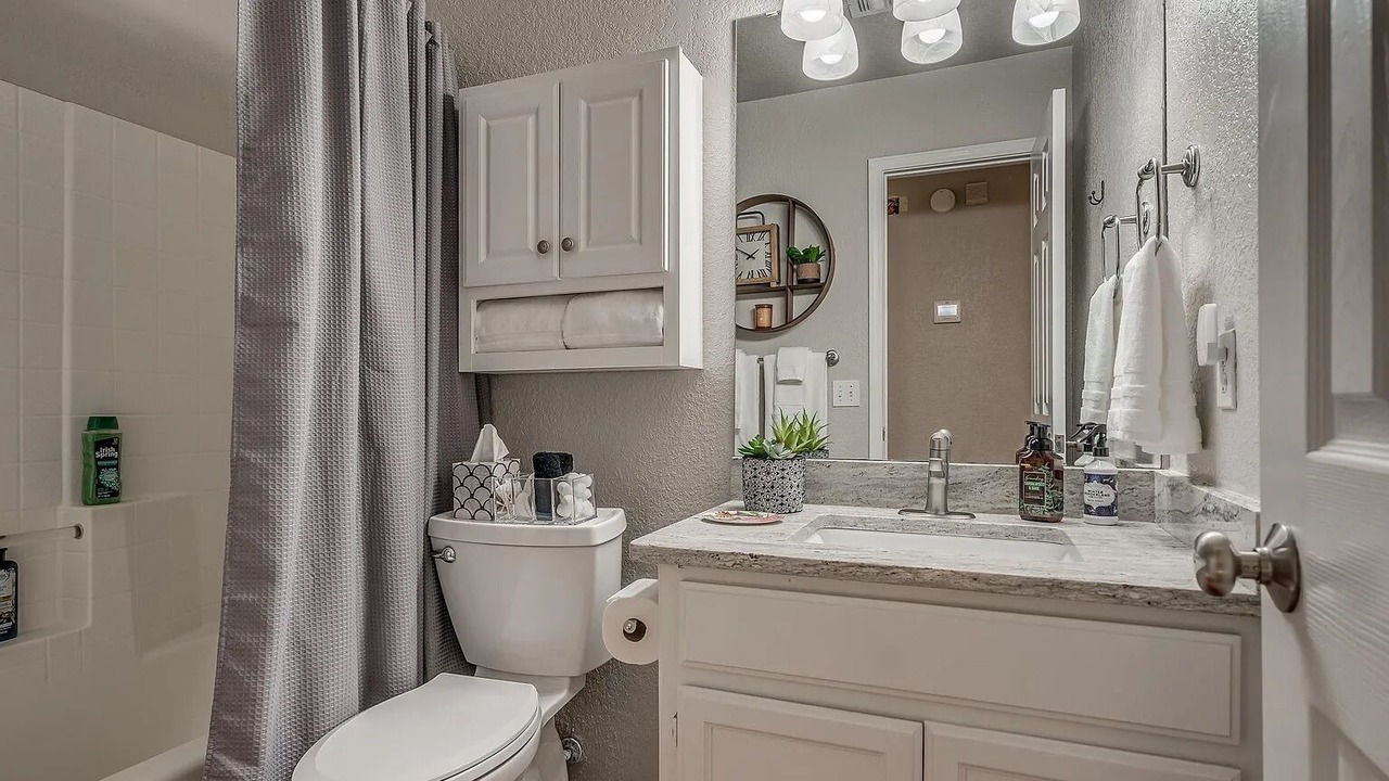 Photo of Bathroom in Norman