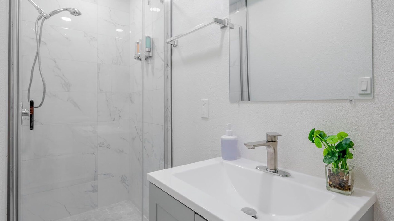 Photo of Bathroom in Alhambra