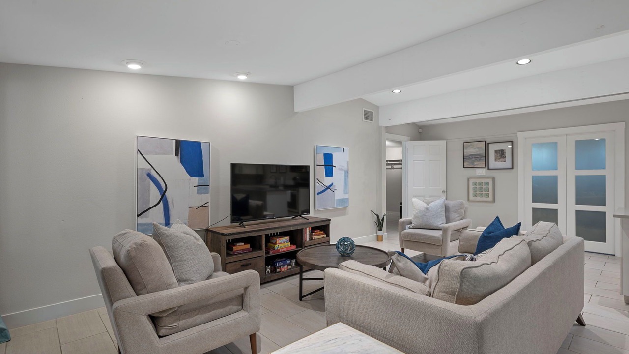 Photo of Livingroom in Crestview