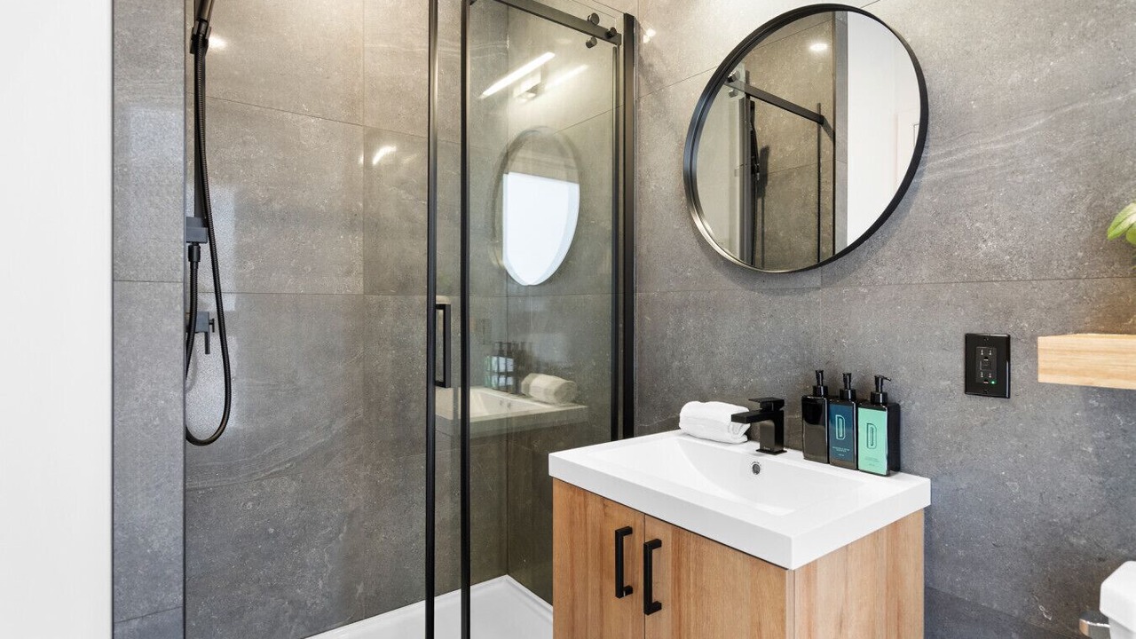 Photo of Bathroom in Plateau Mont Royal