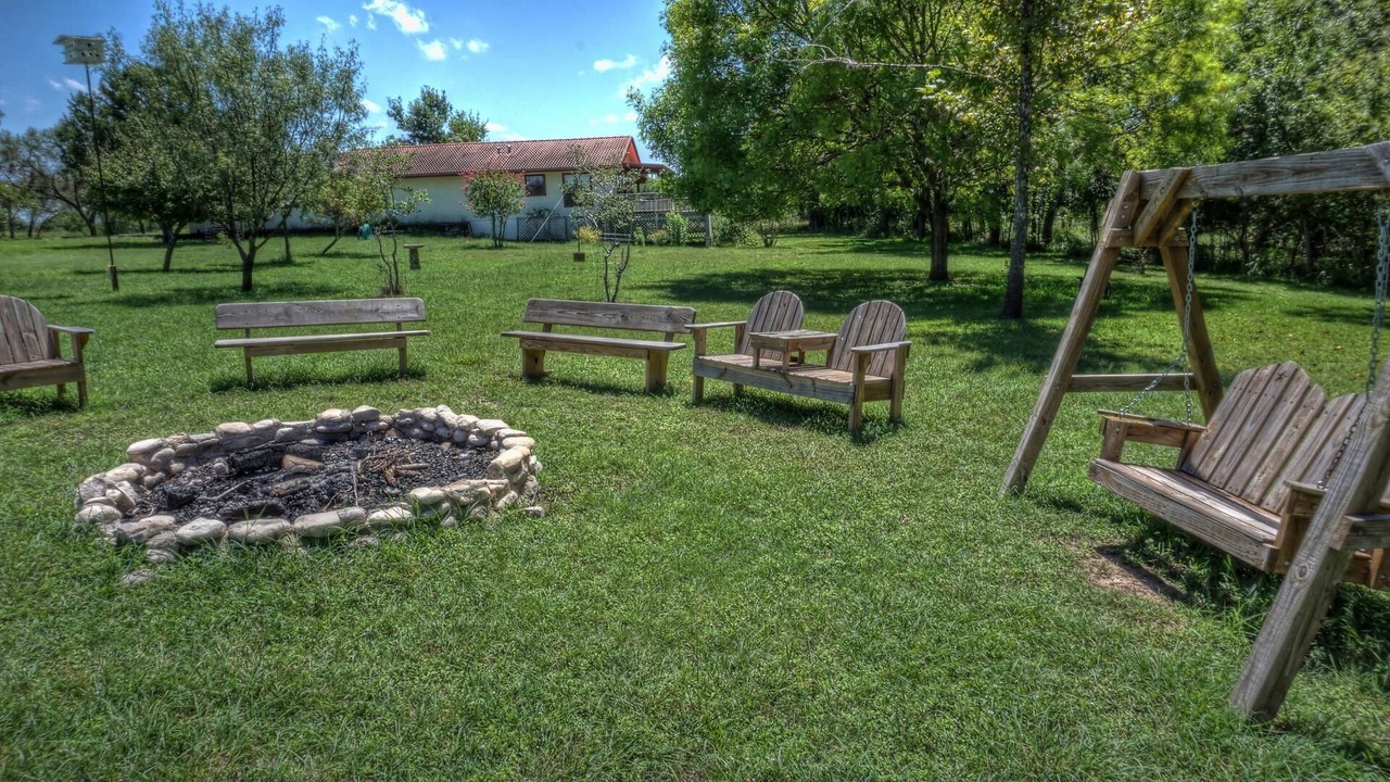 Photo of Outdoor in Utopia