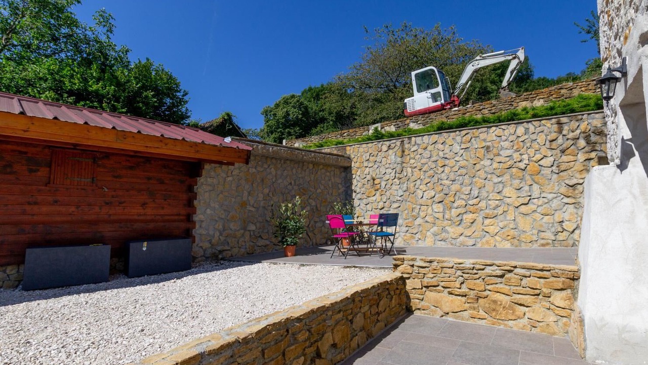 Photo of Outdoor in Chanaz