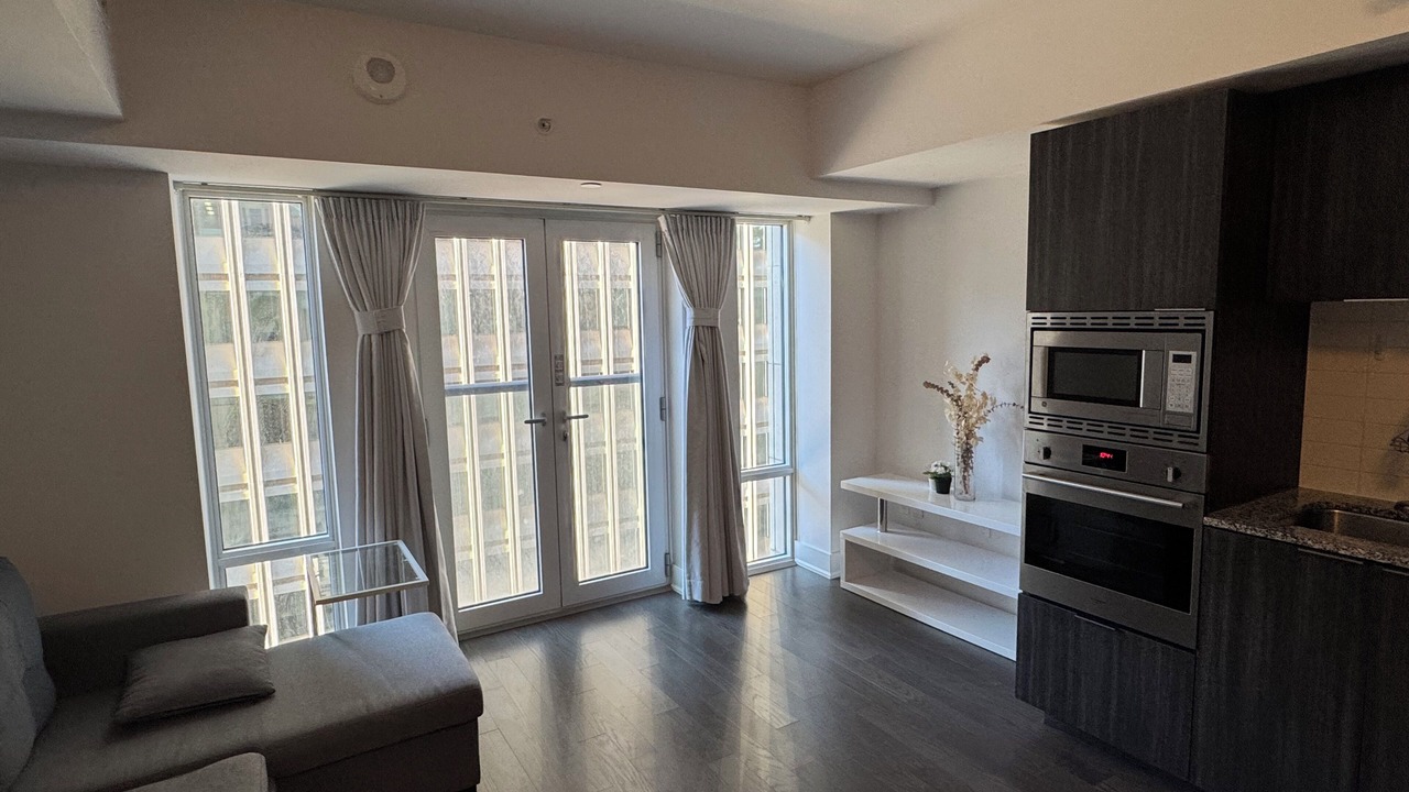 Photo of Livingroom in Bay Cloverhill