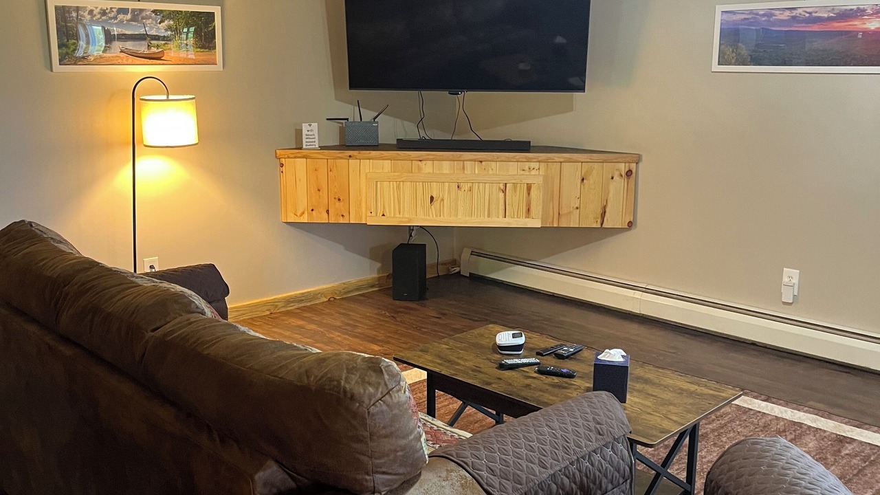 Photo of Livingroom in Lawrenceville