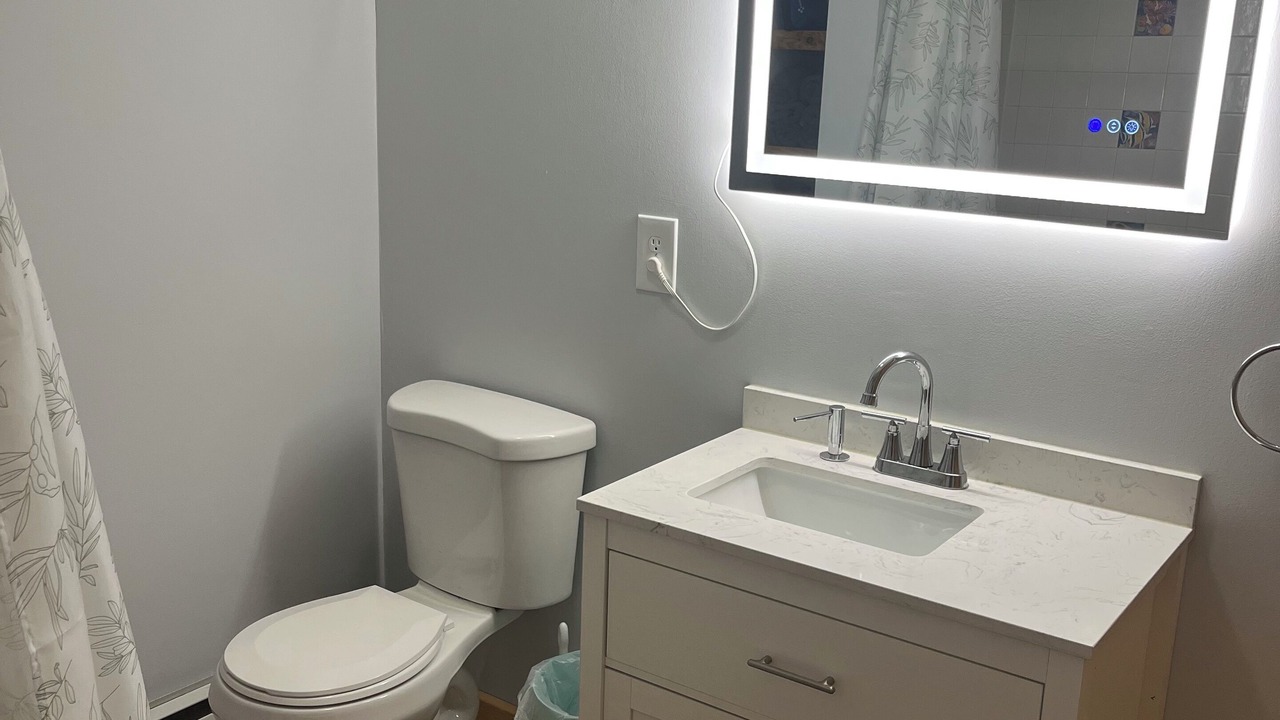 Photo of Bathroom in Lawrenceville