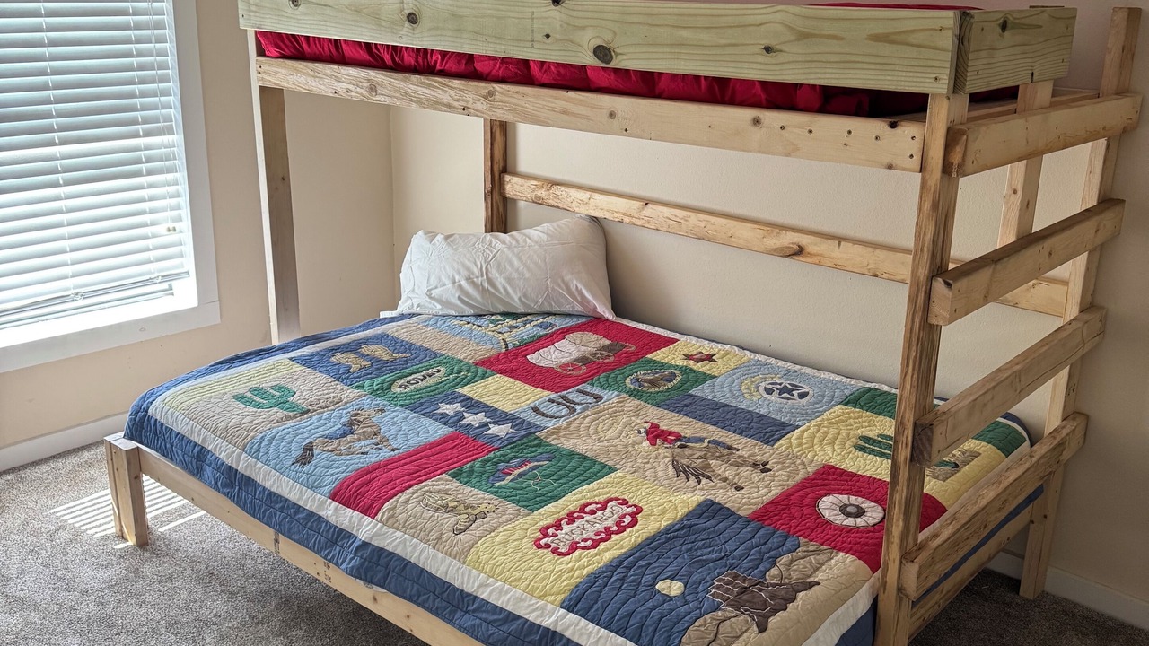 Photo of Bedroom in Lindale