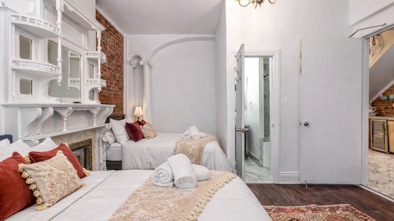 Photo of Bedroom in Ville-Marie