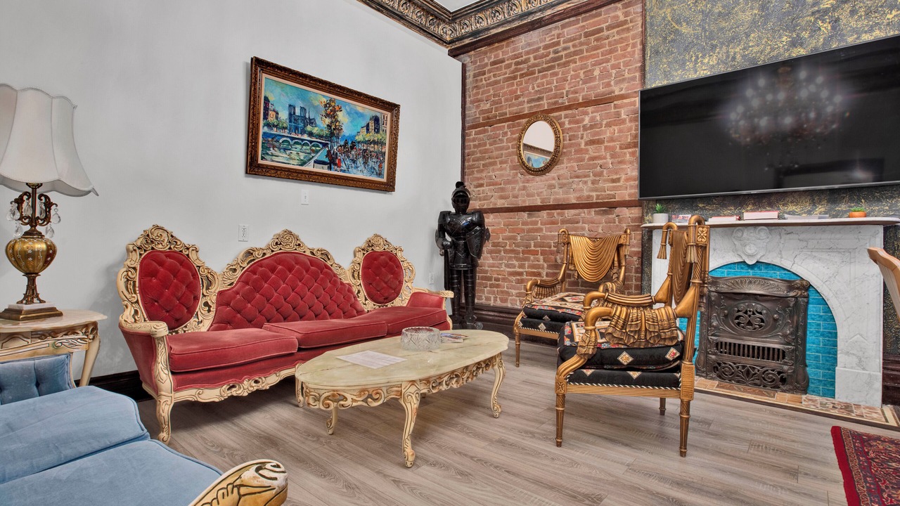 Photo of Livingroom in Ville-Marie